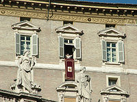 Бенедикт XVI на традиционной воскресной проповеди в Ватикане